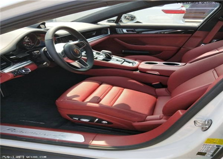 Tire Valve Stem: Types, Caps, Cores and Replacements