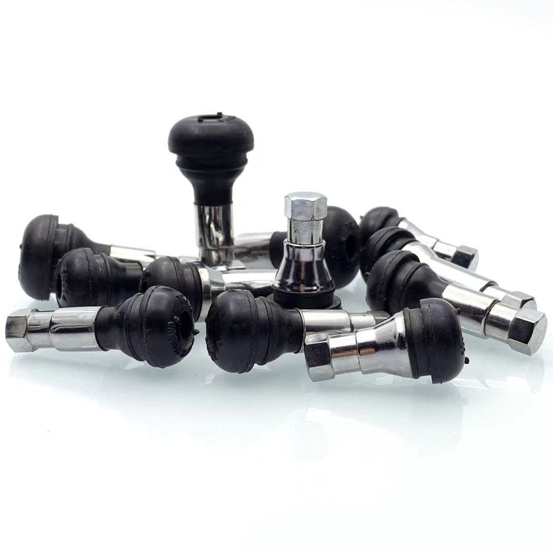 What are the precautions for buying auto parts