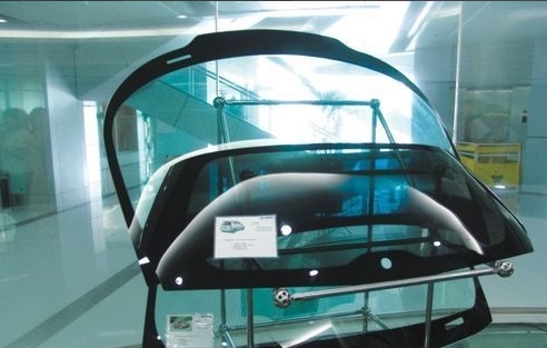 Routine maintenance of automobile glass