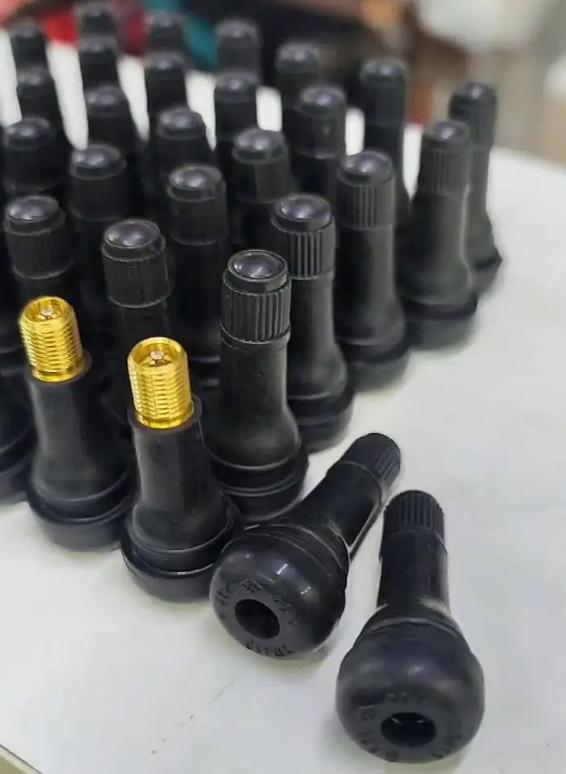 A Guide to Car Tire Valve Replacement Intervals